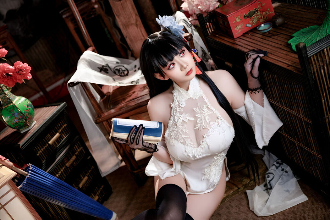 Coser@阿雪雪 – 碧蓝航线 逸仙 旗袍 Part01 (47P)