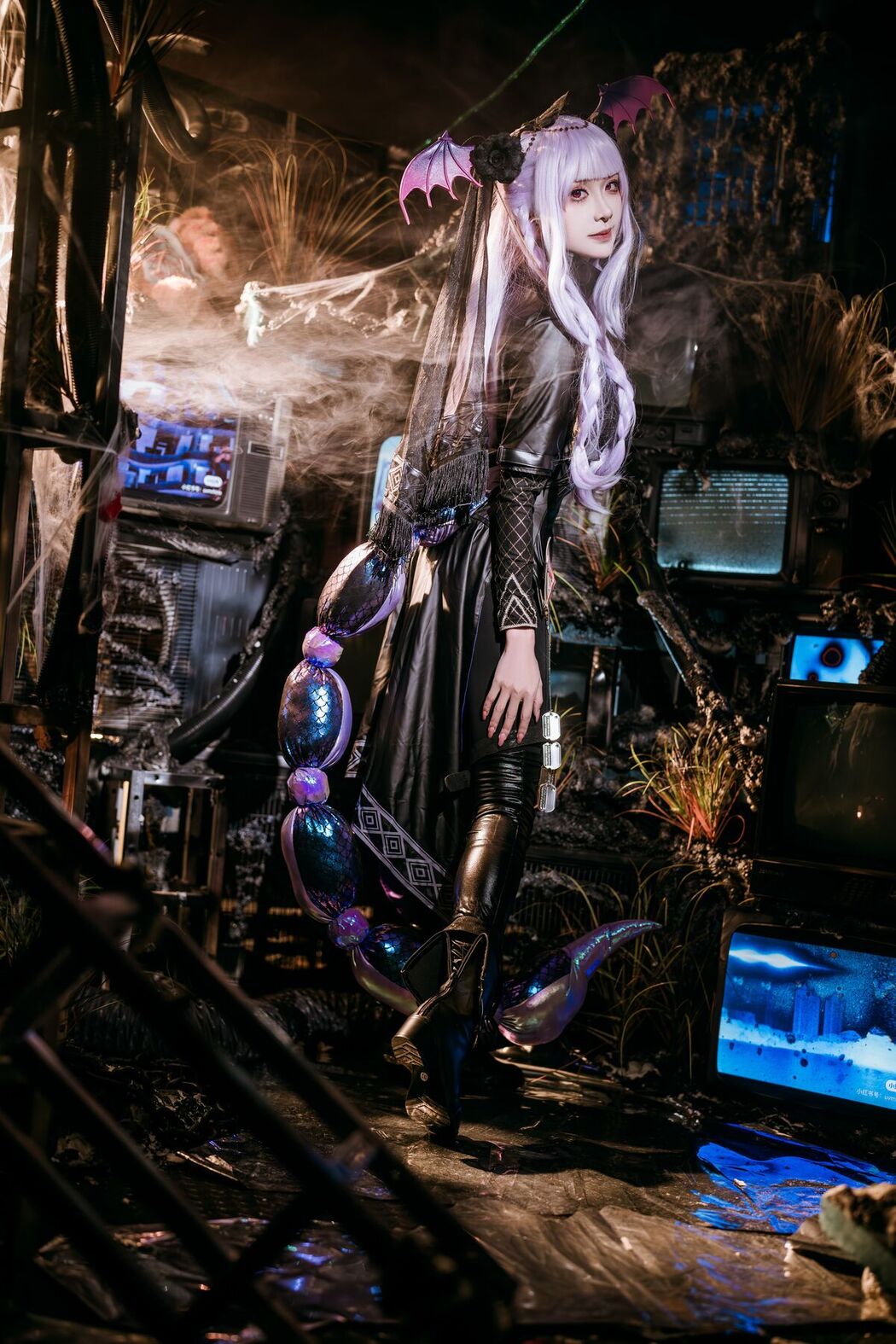 Coser@源纱希喵喵喵 – 狮蝎 (24P)