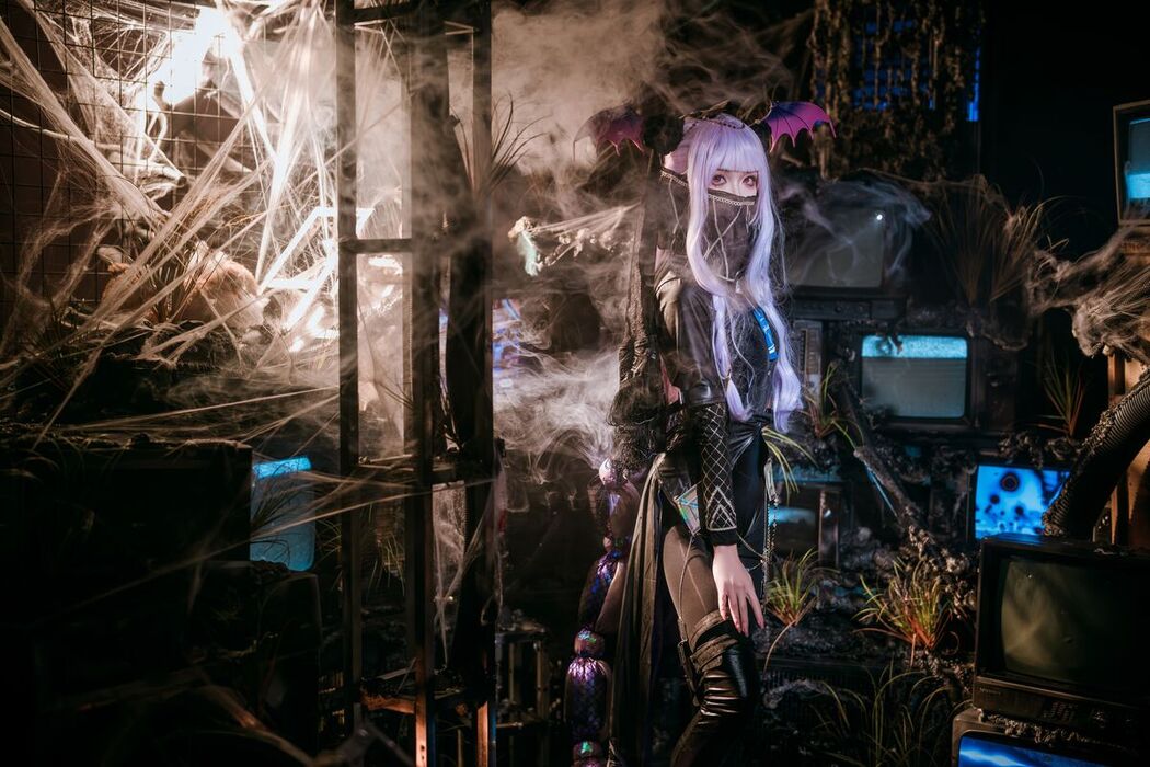 Coser@源纱希喵喵喵 – 狮蝎 (24P)