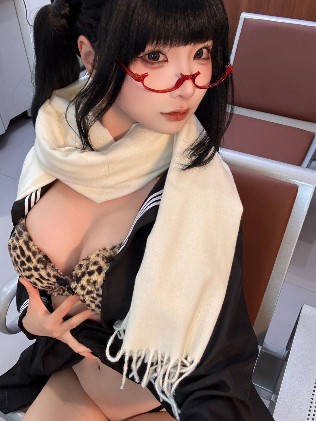 Coser@蠢沫沫 chunmomo – 黄推博主的秘密 B Part02 (72P)