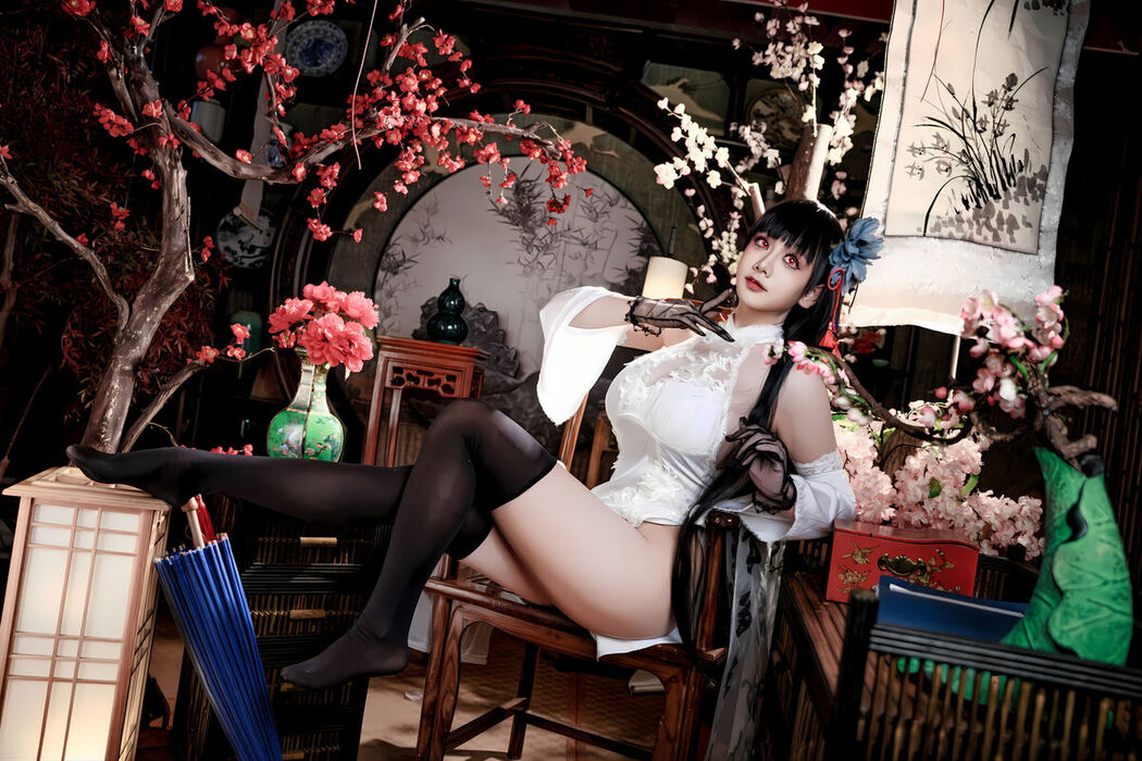 Coser@阿雪雪 – 碧蓝航线 逸仙 旗袍 Part01 (47P)