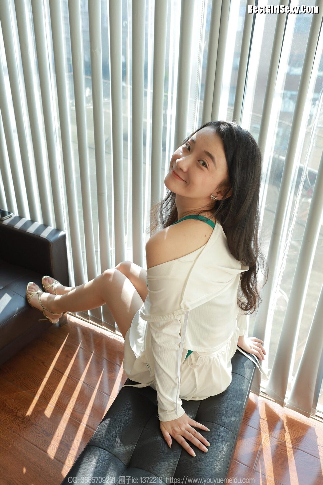 IESS异思趣向 SXJ No.1586 Qiu Qiu