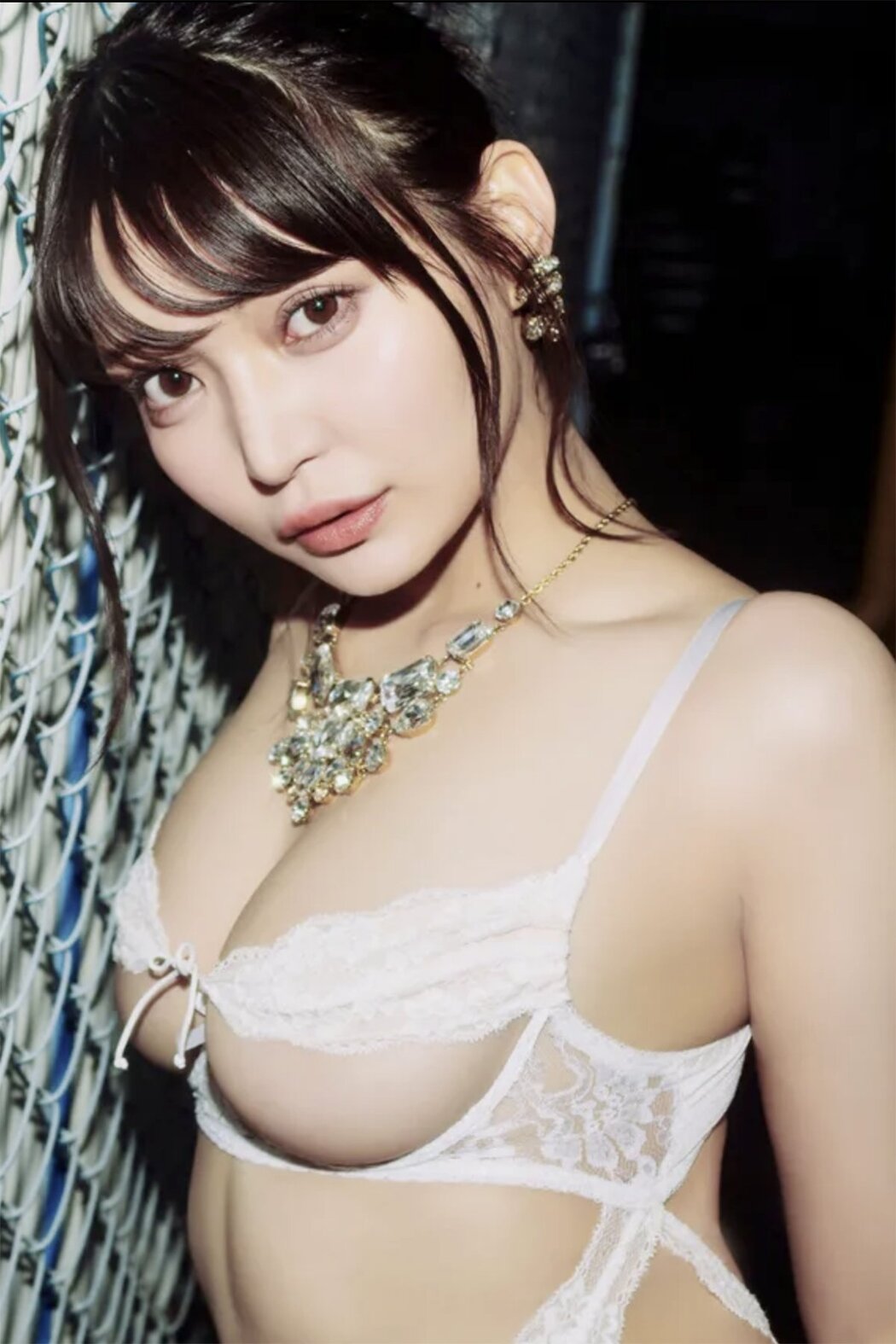 JP Nitori Sayaka 似鳥沙也加 – FRIDAY GOLD A to Z Vol.14 (17P) Cover Photo