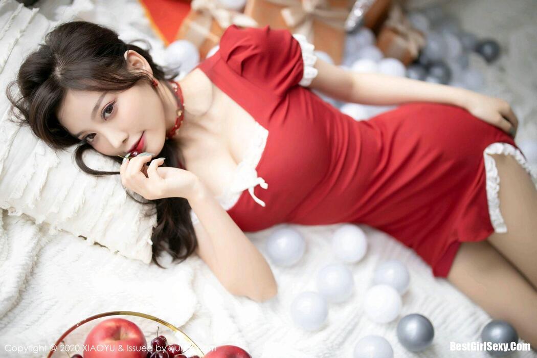 XiaoYu语画界 Vol.438 Yang Chen Chen