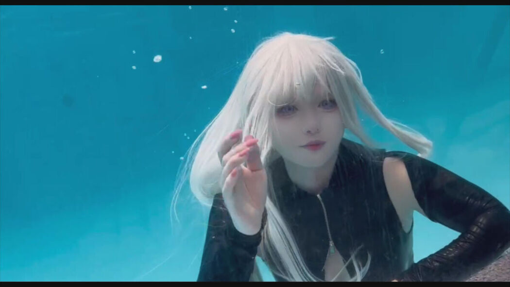 Coser@隼隼子 – 碧蓝航线 企业 (90P)