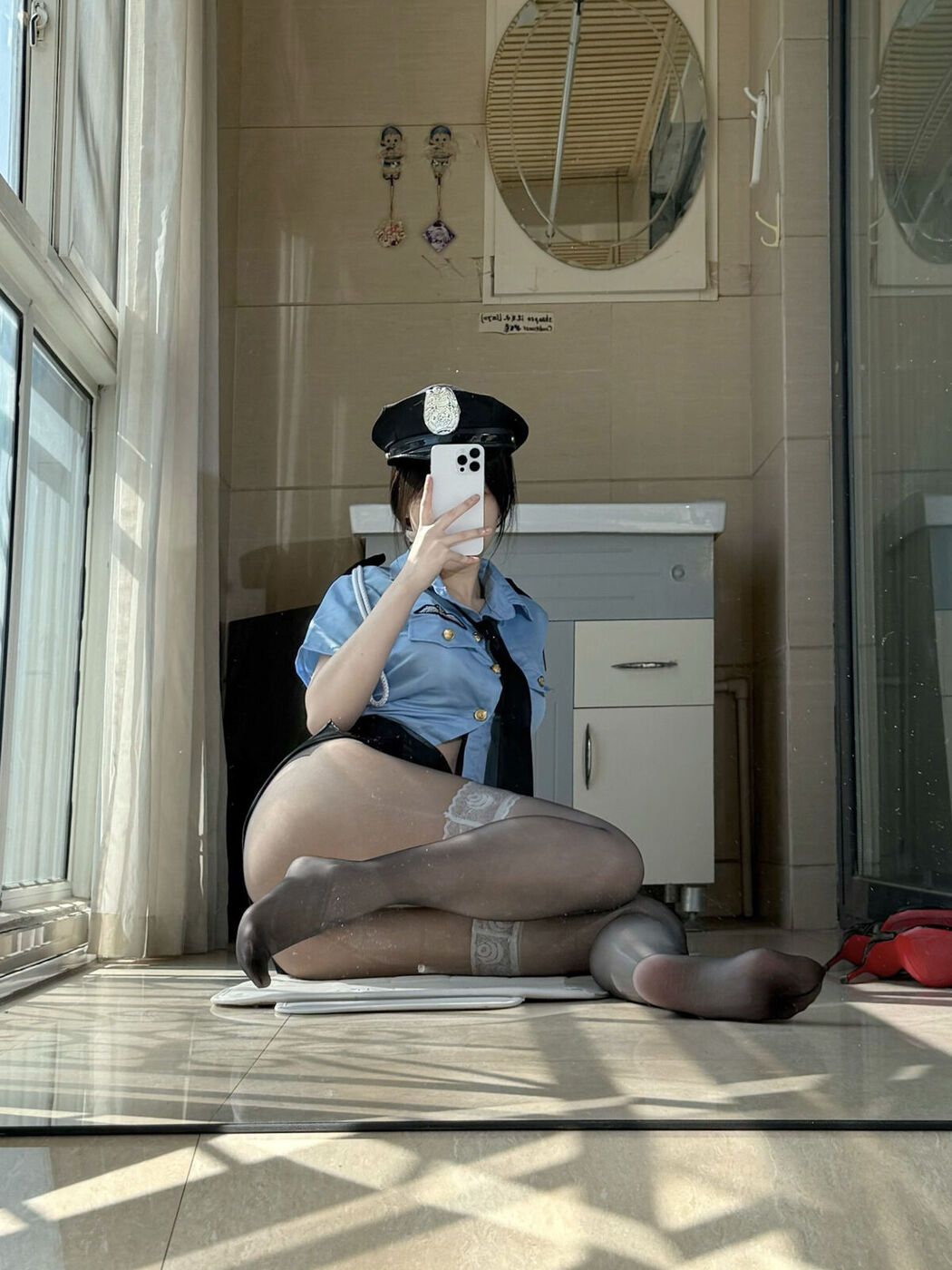 Coser@不可爱羚 – 高价定制 女警制服 (49P – 8V)