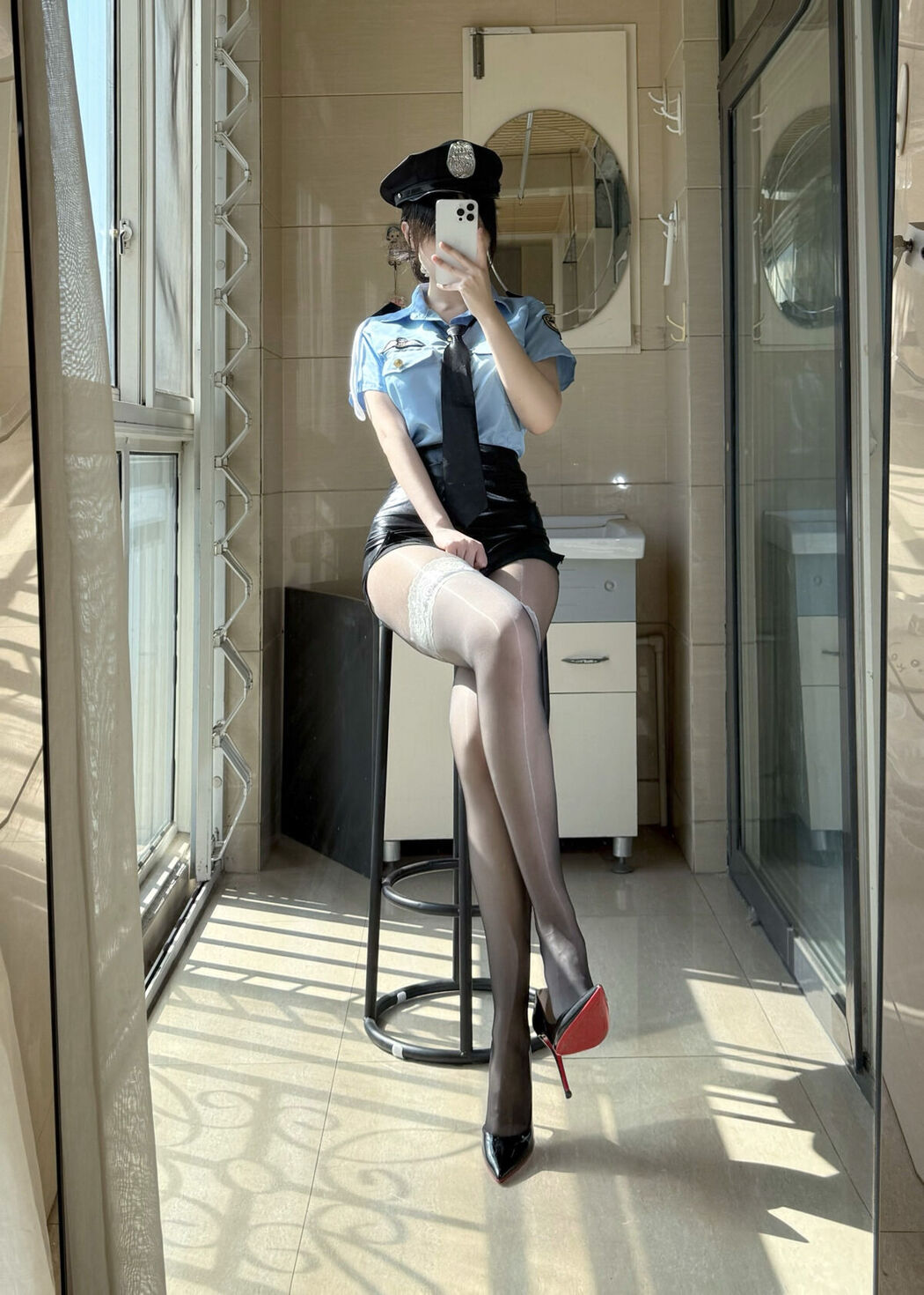 Coser@不可爱羚 – 高价定制 女警制服 (49P – 8V)