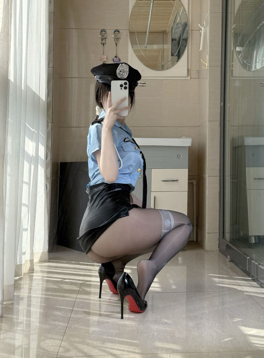 Coser@不可爱羚 – 高价定制 女警制服 (49P – 8V)