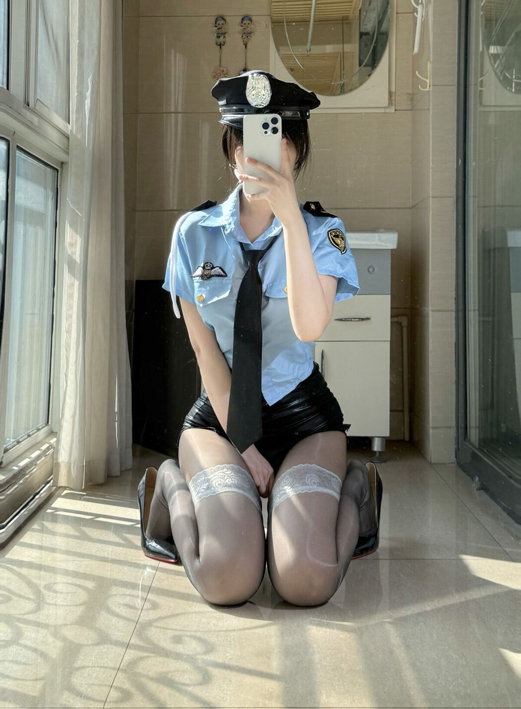 Coser@不可爱羚 – 高价定制 女警制服 (49P – 8V)