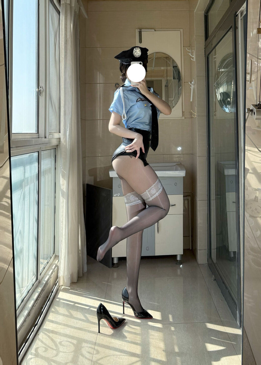 Coser@不可爱羚 – 高价定制 女警制服 (49P – 8V)