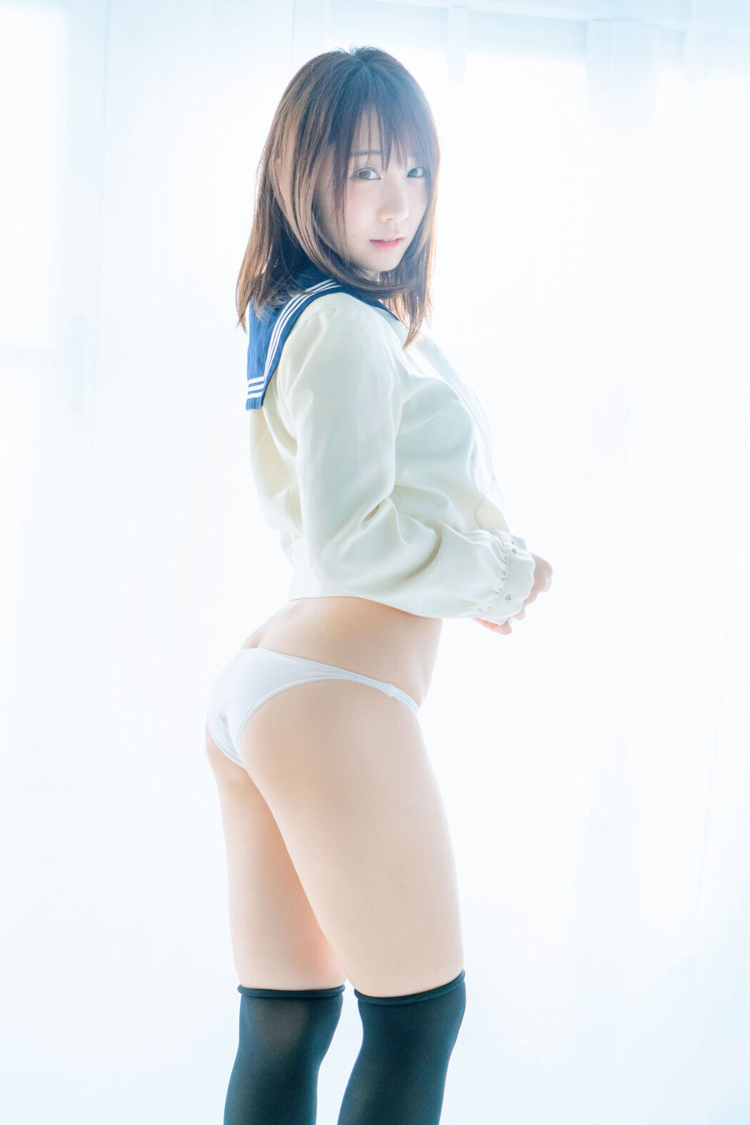 JP Moe Iori 伊織萌 – パンツともえ大好き星人を大至急いおりんのスカートにご招待ROM Part02 (61P)