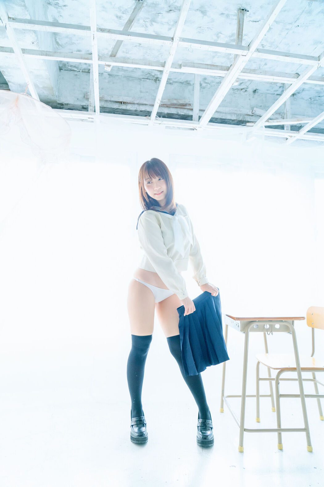 JP Moe Iori 伊織萌 – パンツともえ大好き星人を大至急いおりんのスカートにご招待ROM Part02 (61P)