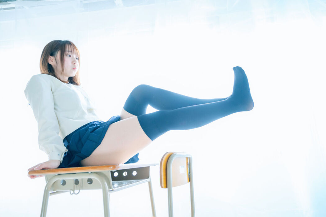 JP Moe Iori 伊織萌 – パンツともえ大好き星人を大至急いおりんのスカートにご招待ROM Part01 (61P)
