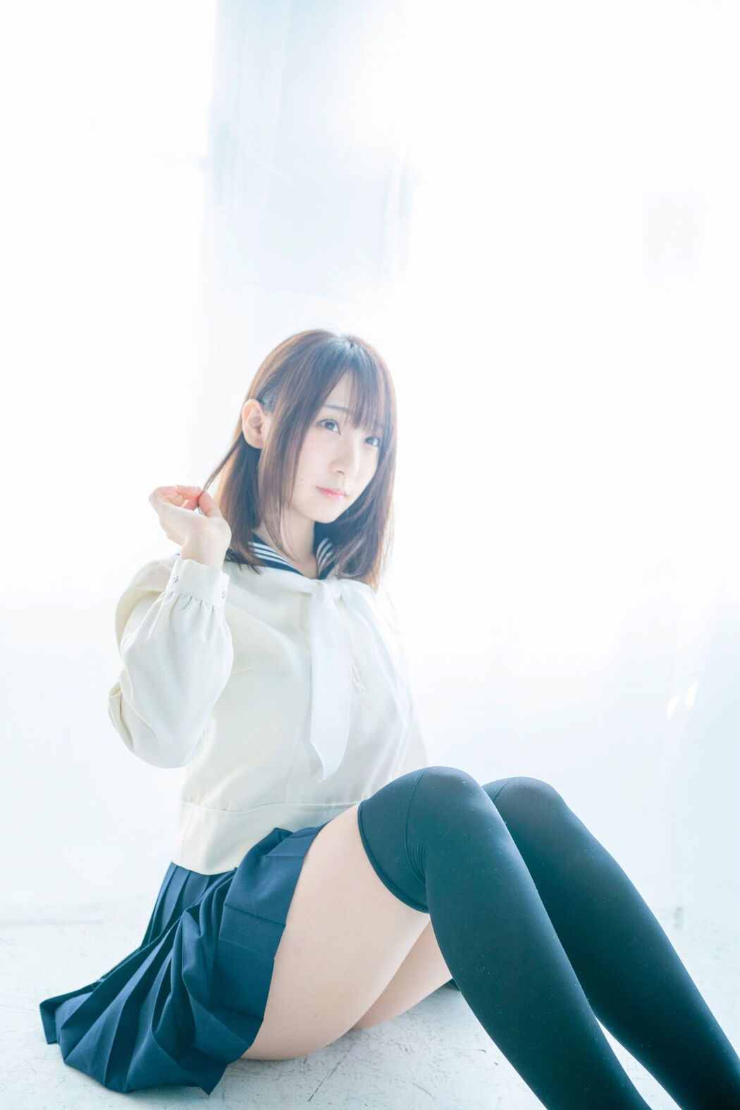 JP Moe Iori 伊織萌 &#8211; パンツともえ大好き星人を大至急いおりんのスカートにご招待ROM Part01 (61P)