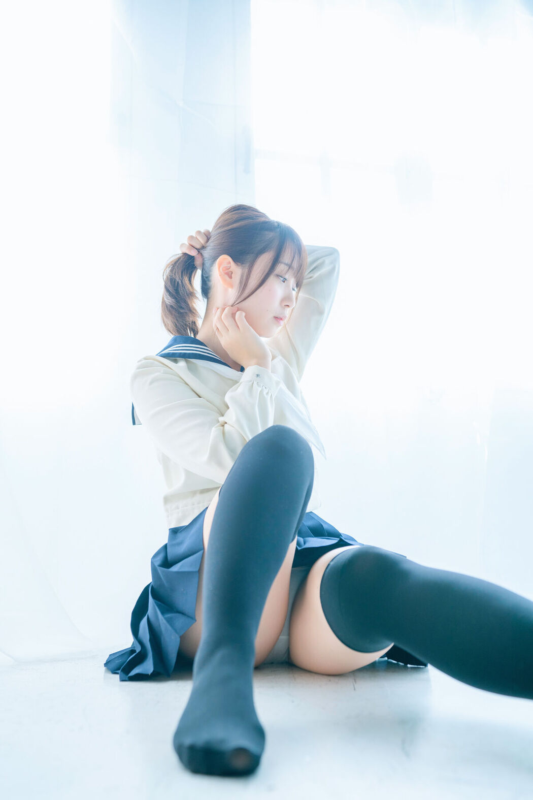 JP Moe Iori 伊織萌 &#8211; パンツともえ大好き星人を大至急いおりんのスカートにご招待ROM Part01 (61P)