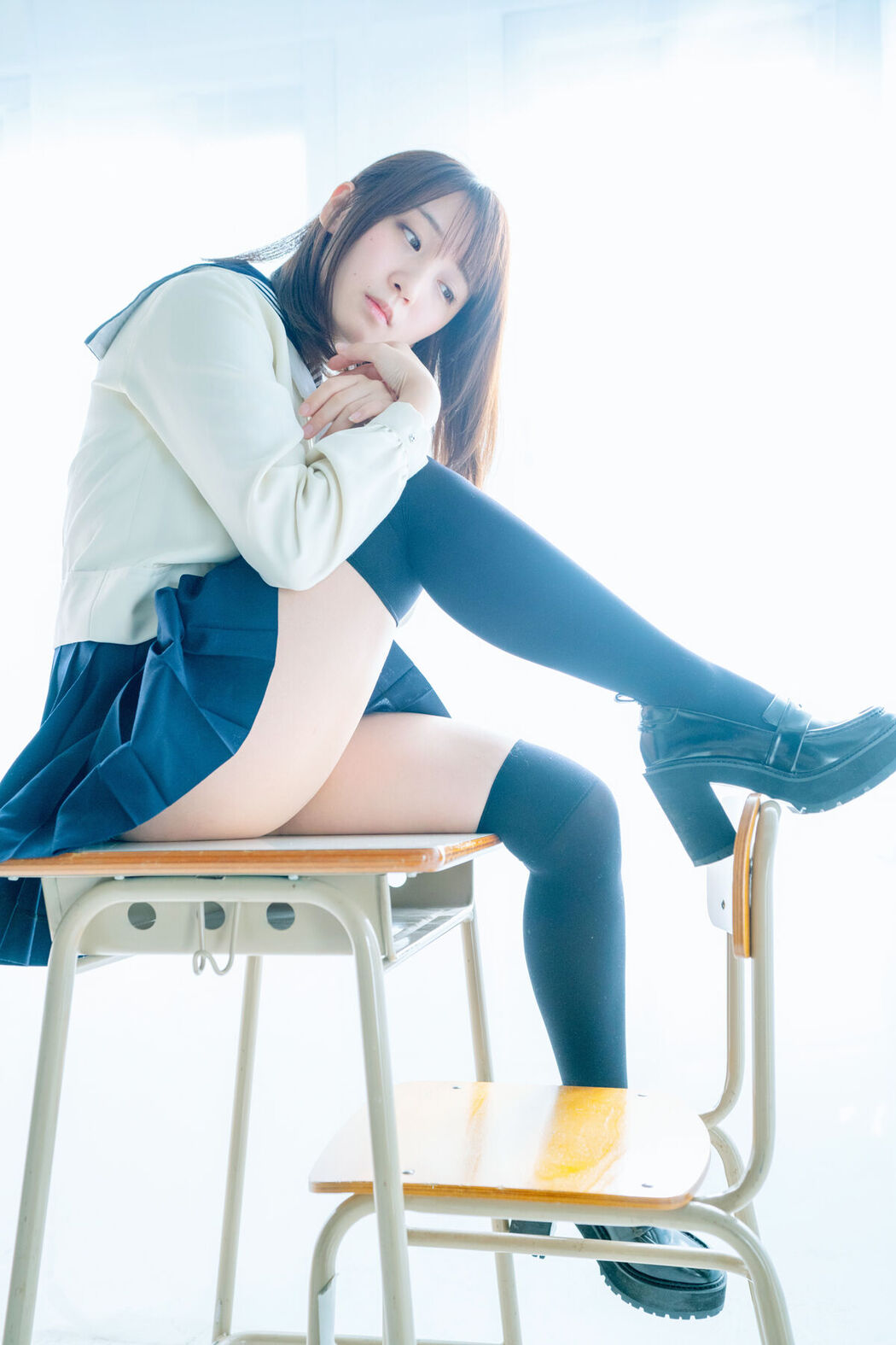 JP Moe Iori 伊織萌 – パンツともえ大好き星人を大至急いおりんのスカートにご招待ROM Part01 (61P)