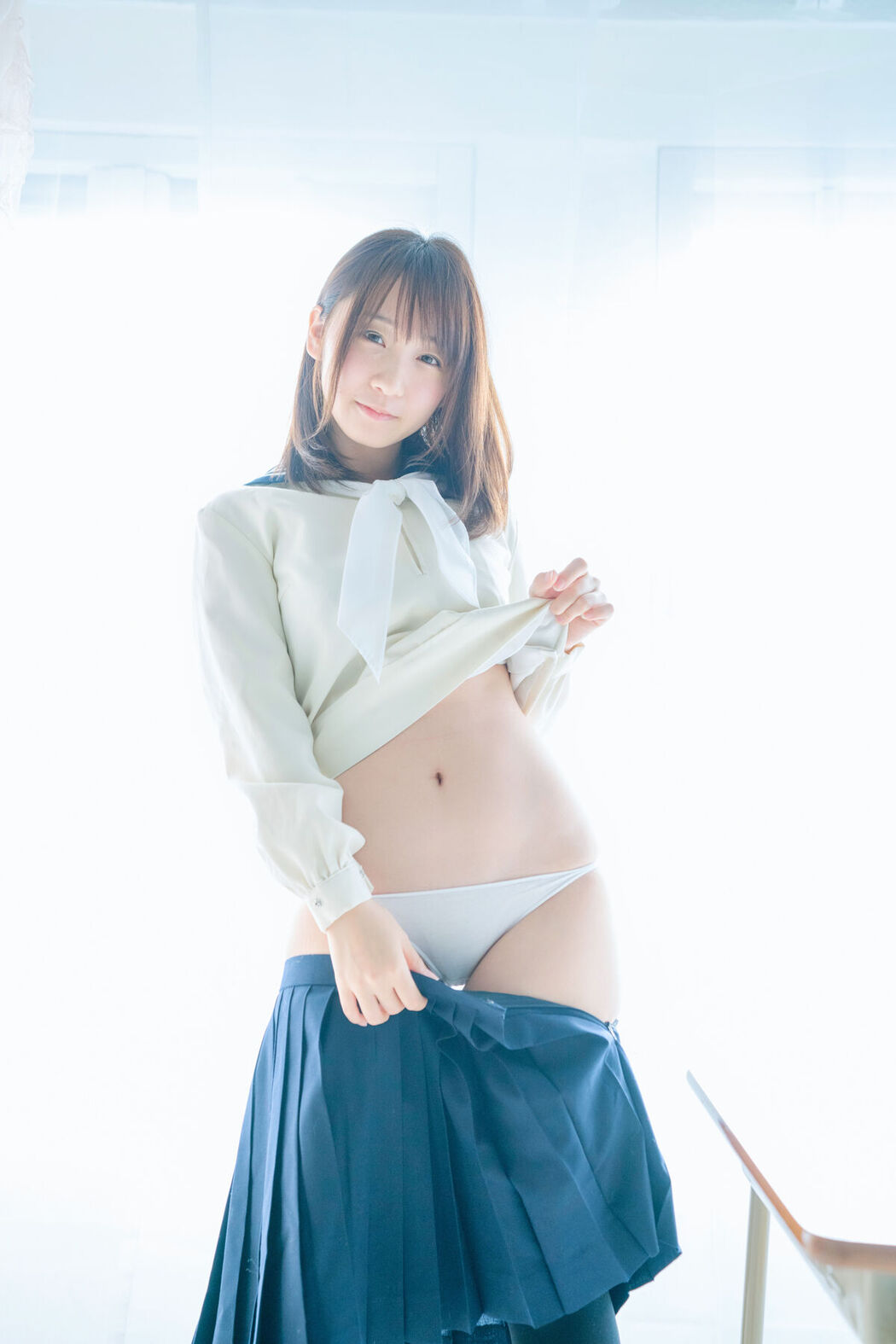 JP Moe Iori 伊織萌 – パンツともえ大好き星人を大至急いおりんのスカートにご招待ROM Part01 (61P)