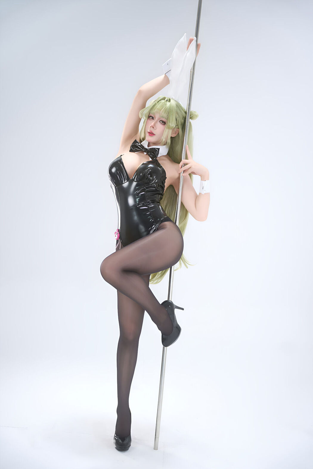 Coser@九言 – Nikke胜利女神 索达 (82P – 5V)