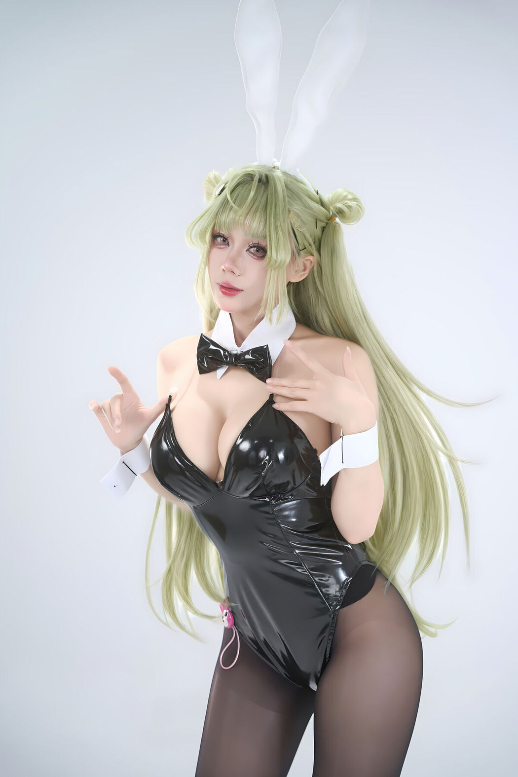 Coser@九言 – Nikke胜利女神 索达 (82P – 5V)