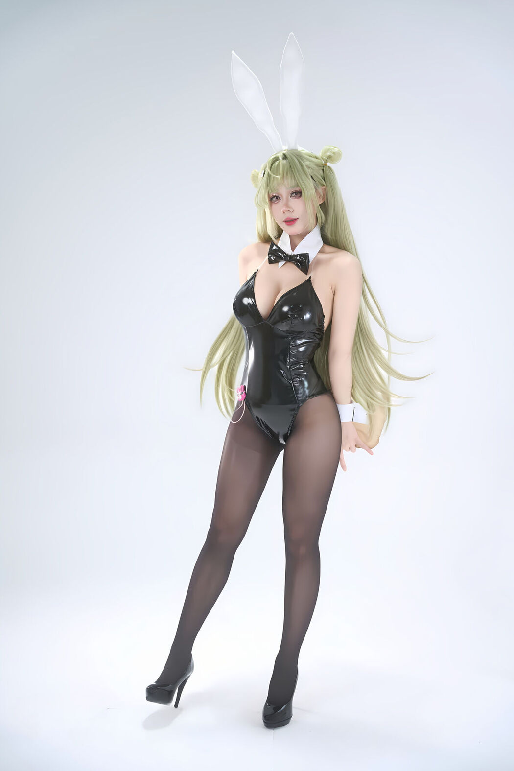 Coser@九言 – Nikke胜利女神 索达 (82P – 5V)