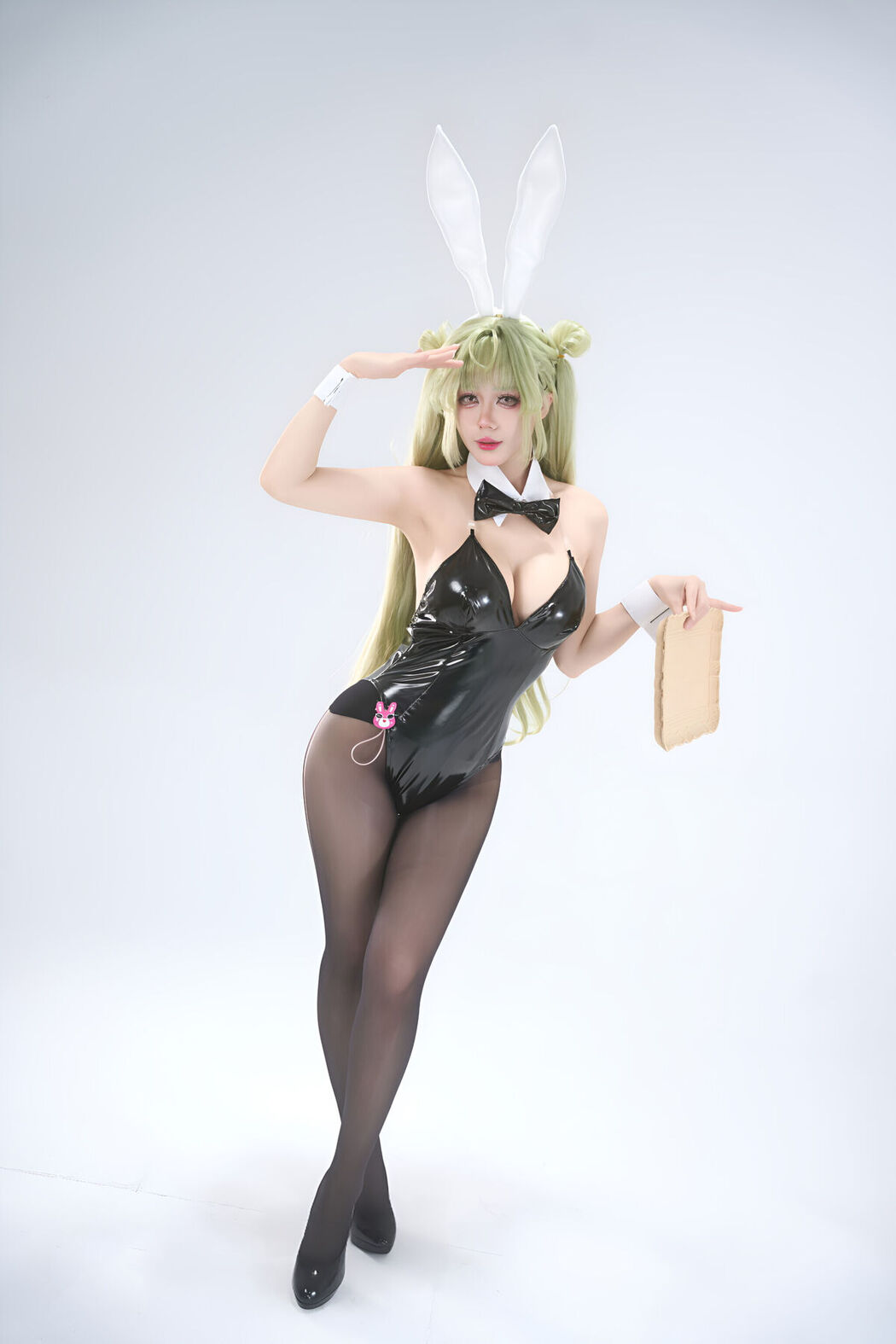 Coser@九言 – Nikke胜利女神 索达 (82P – 5V)
