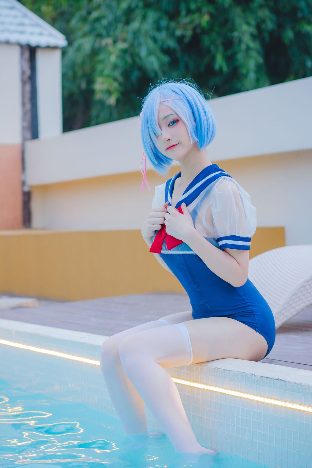 Coser@幼愛Youmeko – 蕾姆泳装 (19P)