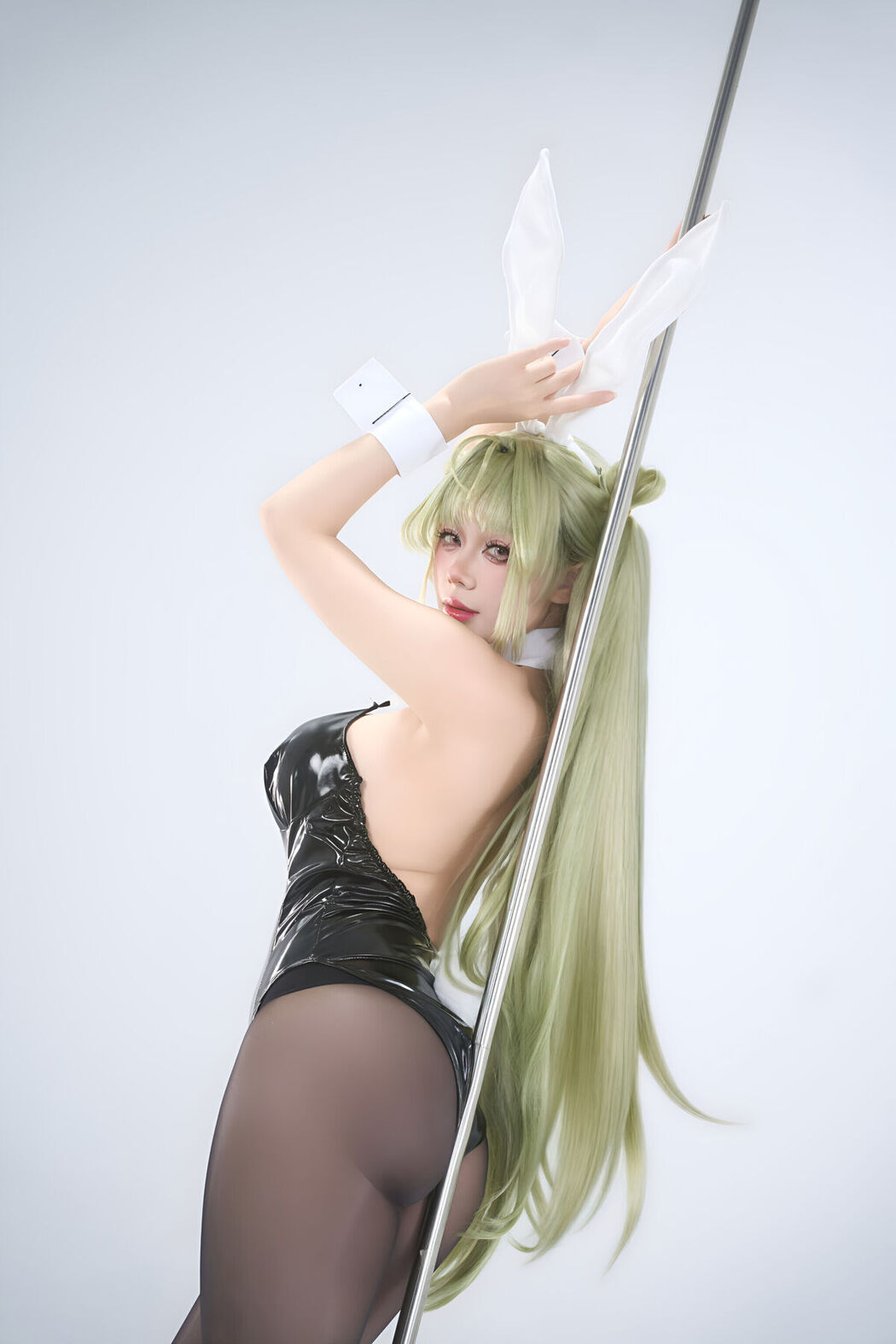 Coser@九言 – Nikke胜利女神 索达 (82P – 5V)