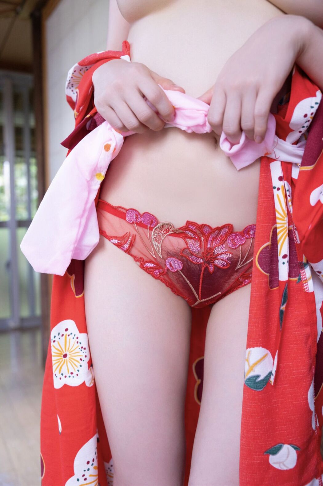 JP Hamabe Kaho 浜辺栞帆 &#8211; FRIDAYデジタル写真集 熟れごろG果実 Vol.1 (85P)