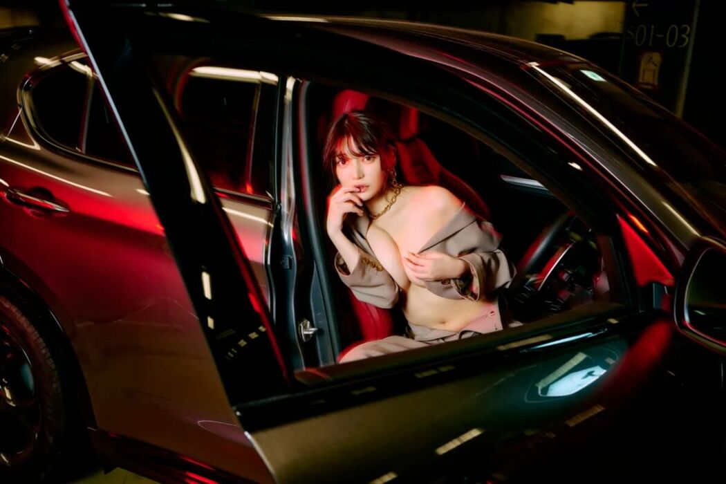 JP Nitori Sayaka 似鳥沙也加 &#8211; FRIDAY GOLD A to Z Vol.10 (17P)