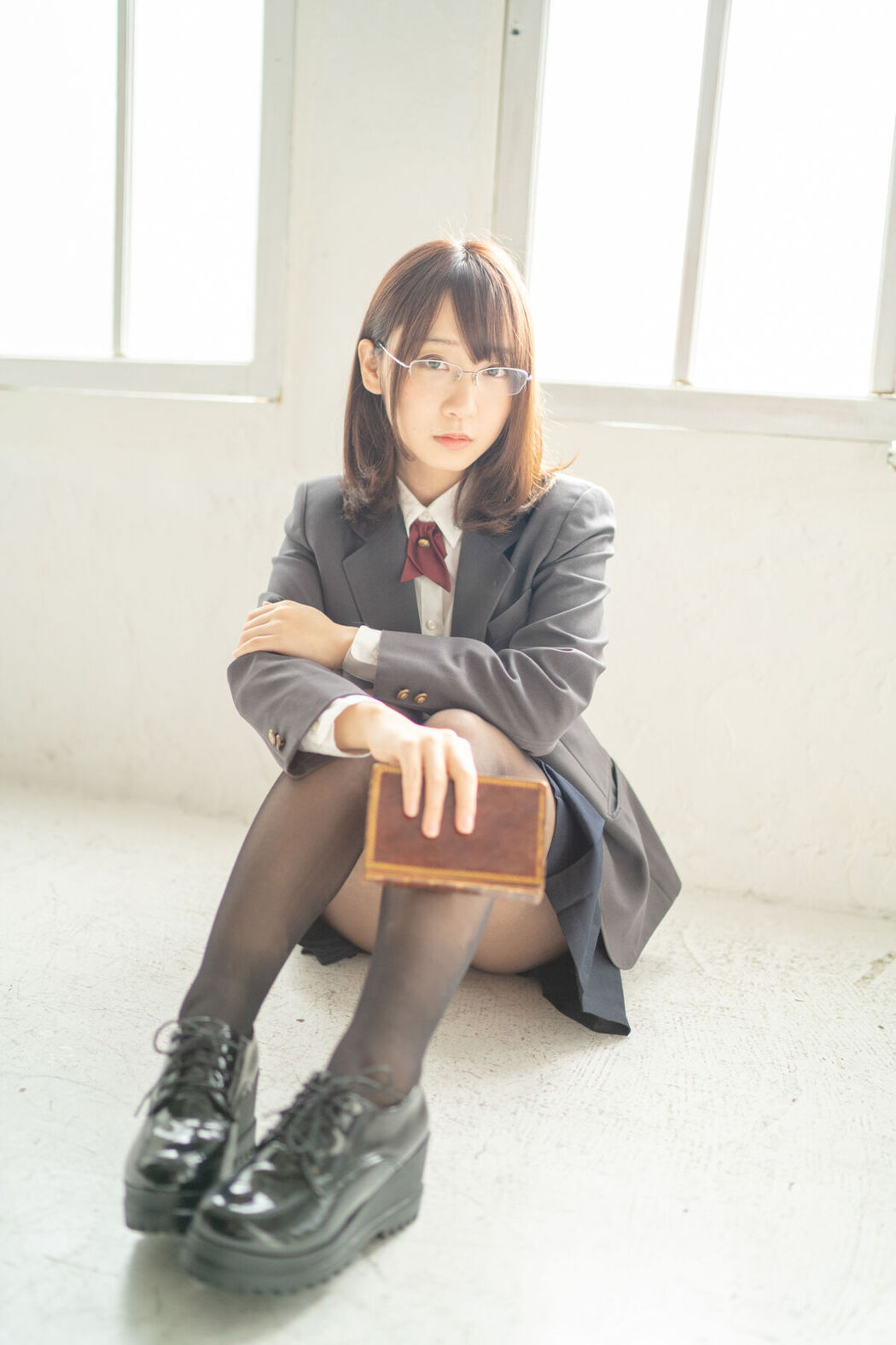 JP Moe Iori 伊織萌 – パンツともえ大好き星人を大至急いおりんのスカートにご招待ROM Part03 (60P)