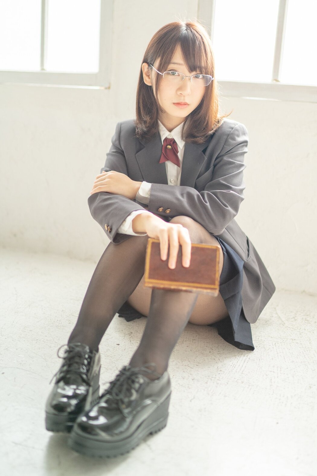 JP Moe Iori 伊織萌 – パンツともえ大好き星人を大至急いおりんのスカートにご招待ROM Part03 (60P) Cover Photo