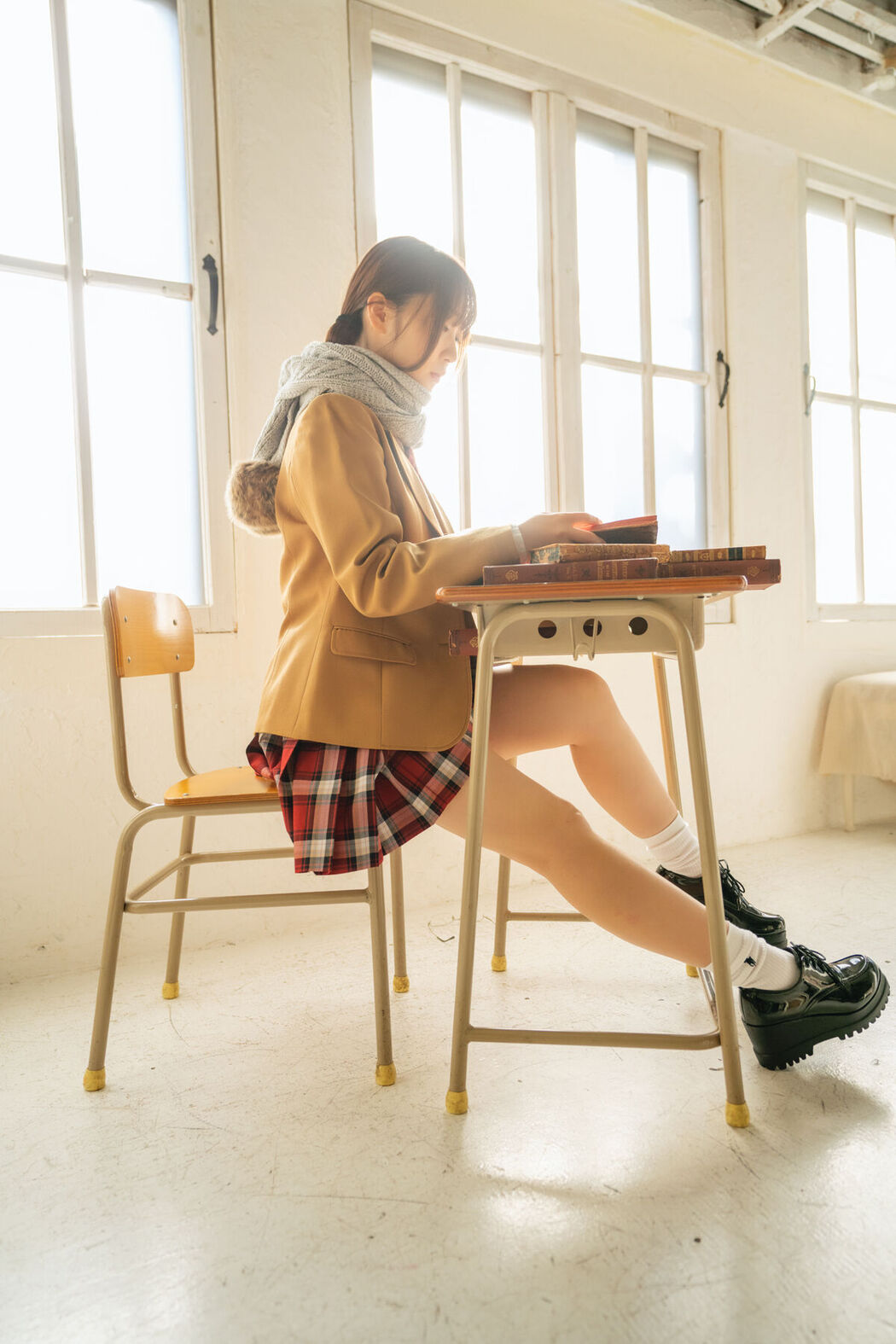JP Moe Iori 伊織萌 &#8211; パンツともえ大好き星人を大至急いおりんのスカートにご招待ROM Part05 (60P)