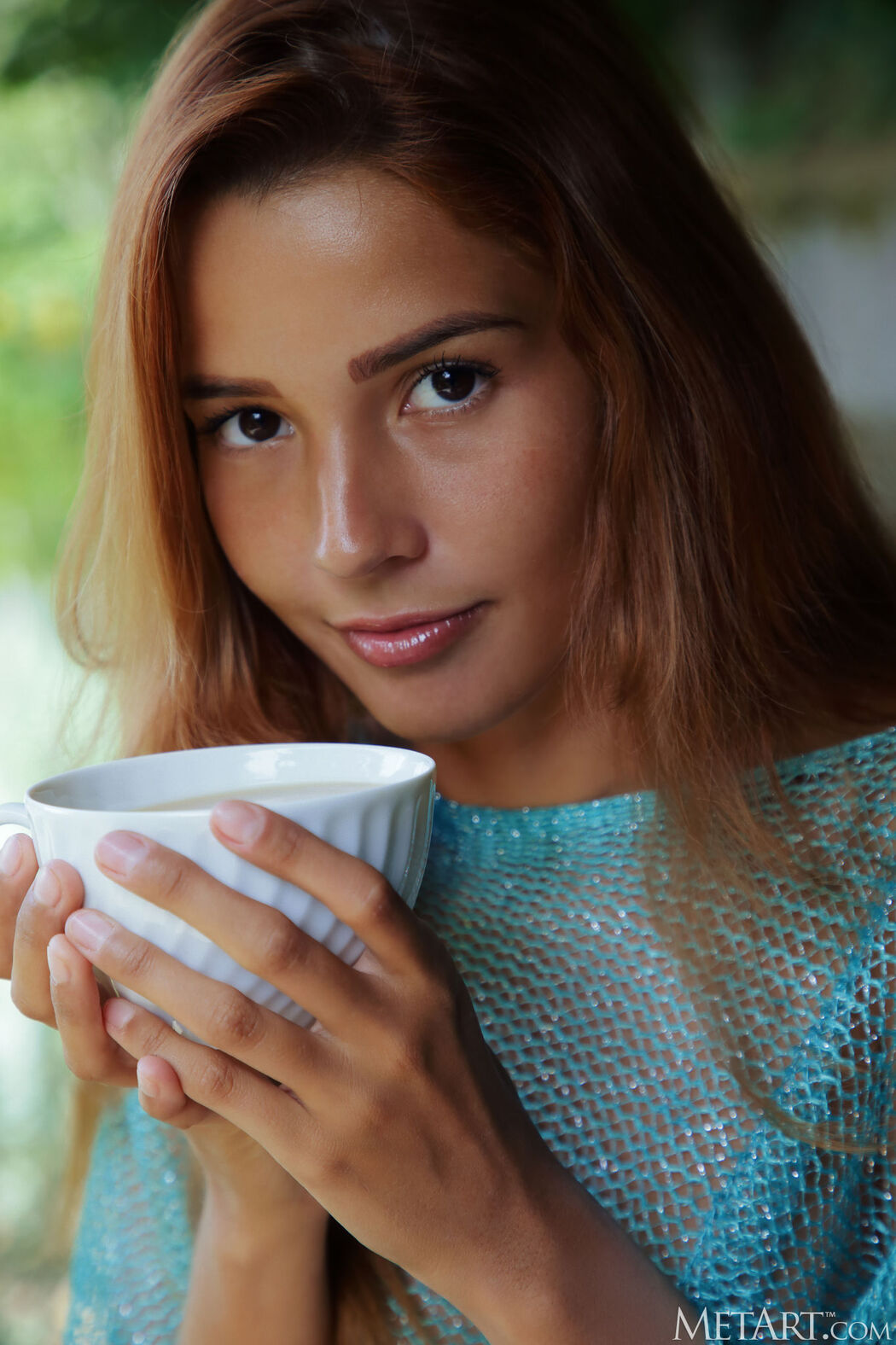 Agatha Vega Makes Delightful Rear View Of Her Sexy Ass