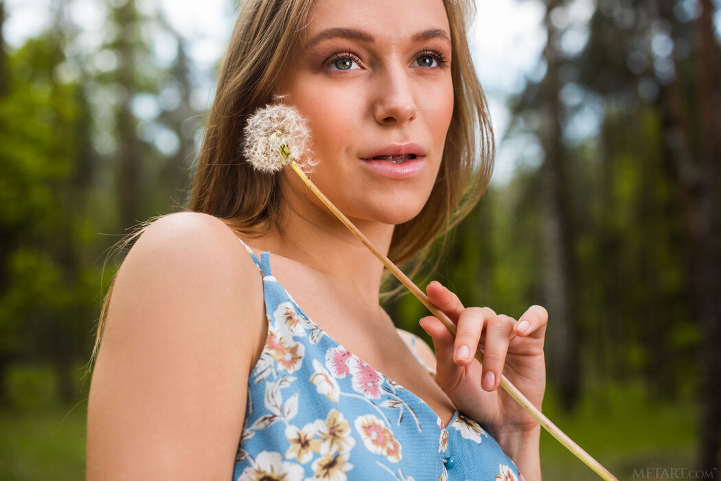 Aislin Shows Smooth Shaved Lips Of Her Hot Pussy