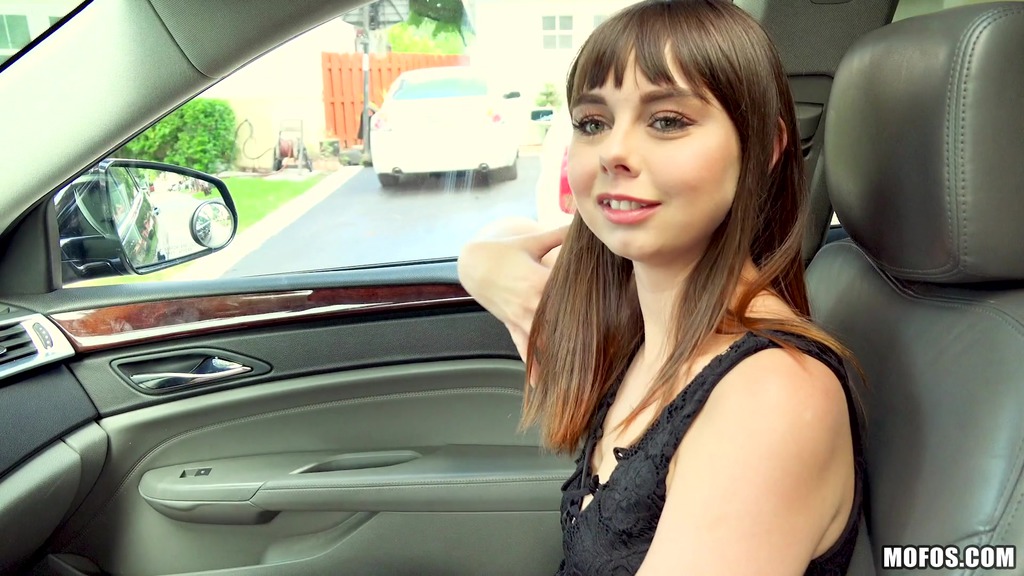 Amateur Teen Shae Celestine Fucked In Car