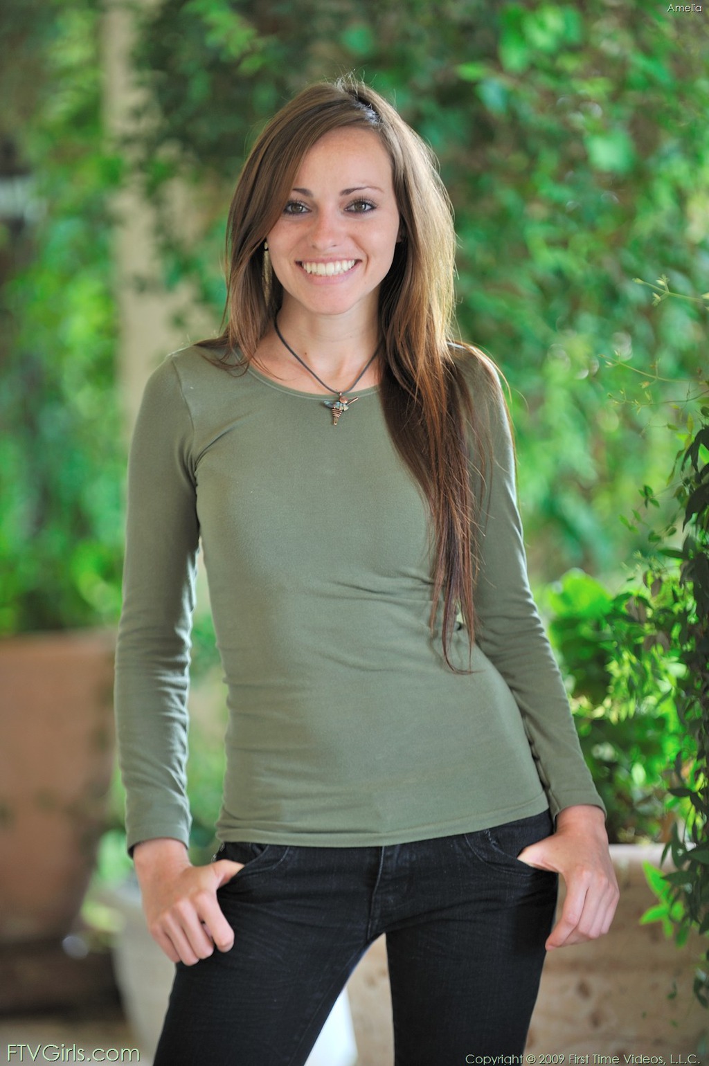 Amateur Hottie Amelia Shows Striptease Cover Photo