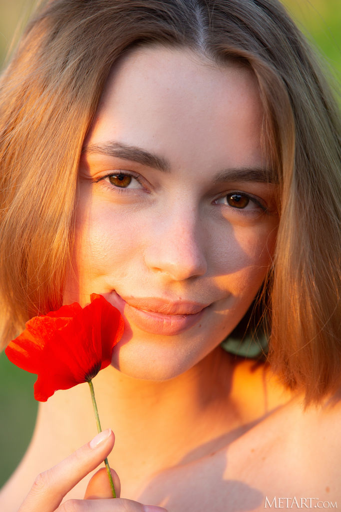 Amy Moloko Sassy Exhibitionist Is Soon Naked Among The Vines