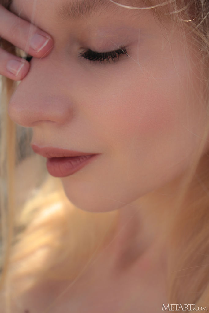 Annie Anne Blue-eyed Beauty Caresses Her Lovely Breasts