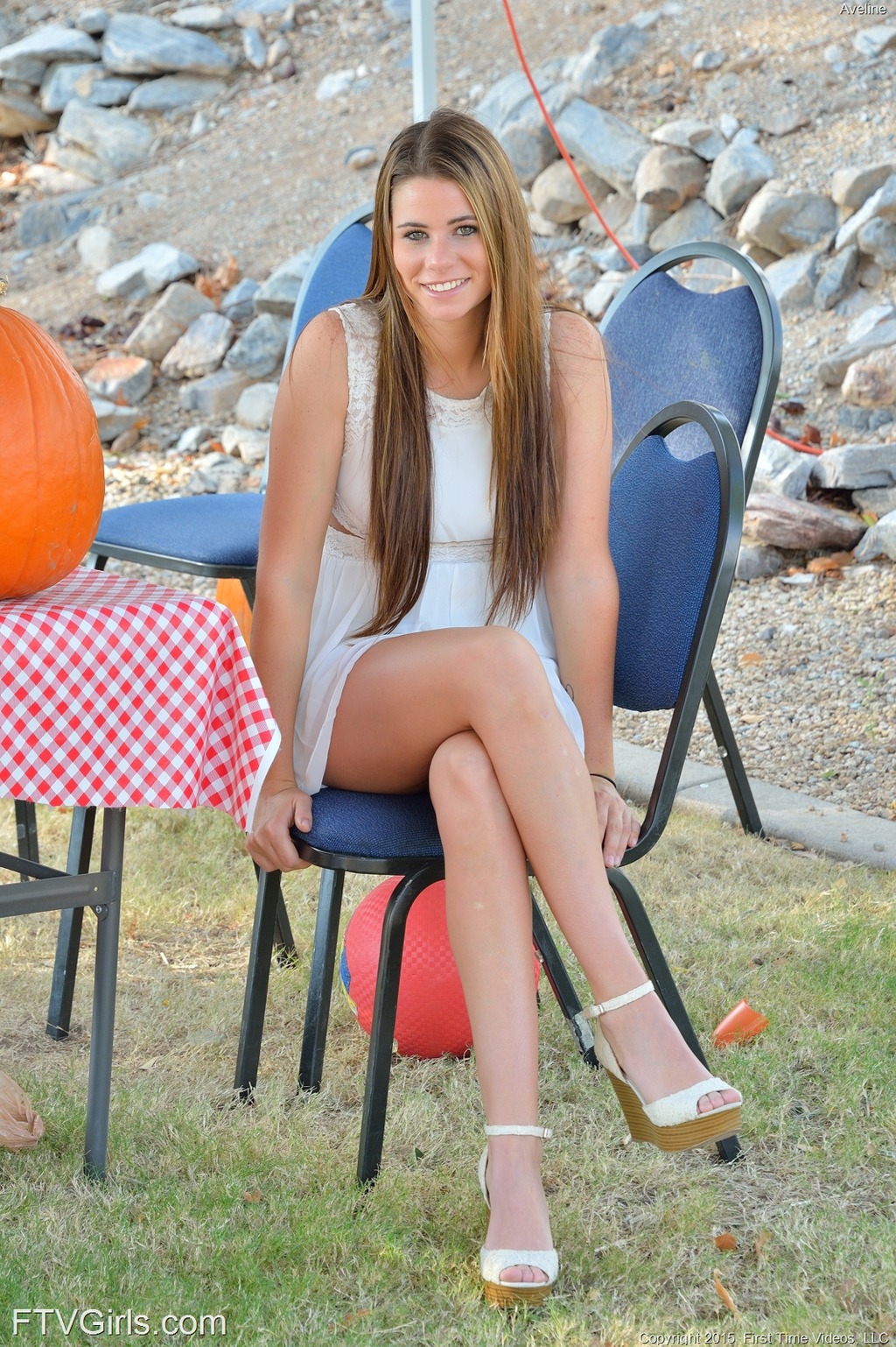 Aveline Just The Halloween Teen