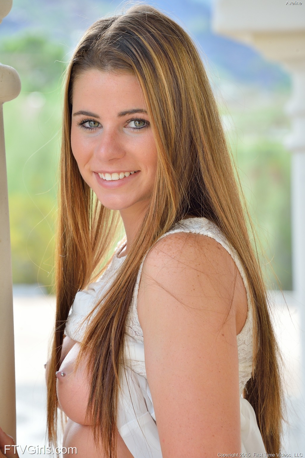 Aveline Just The Halloween Teen