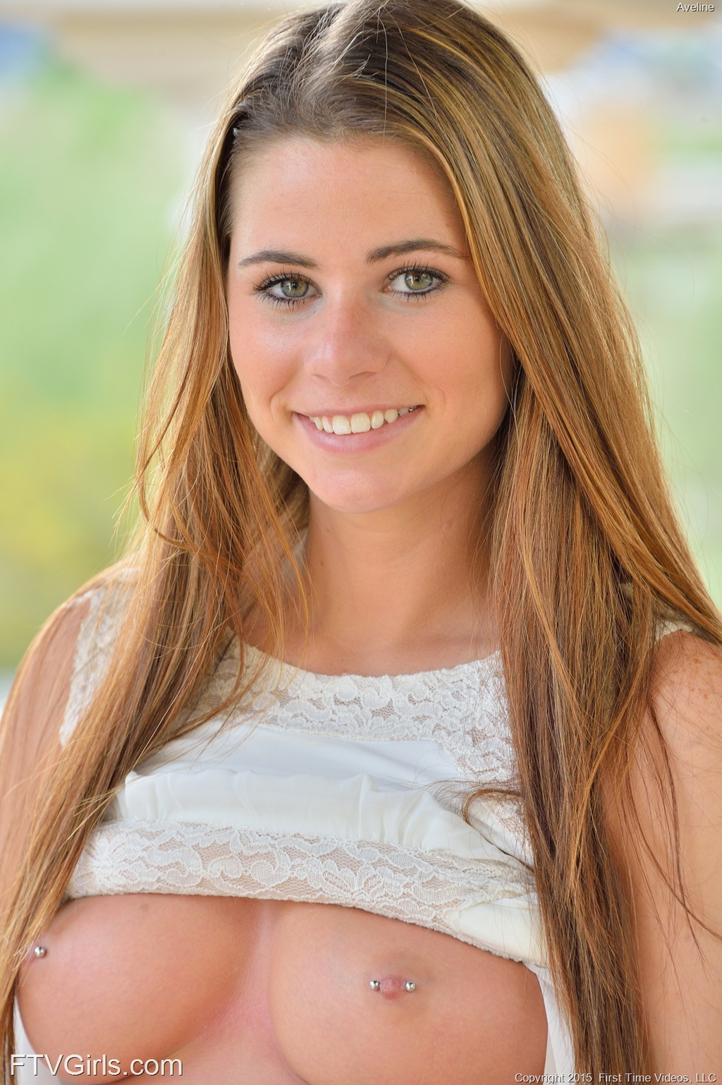 Aveline Just The Halloween Teen