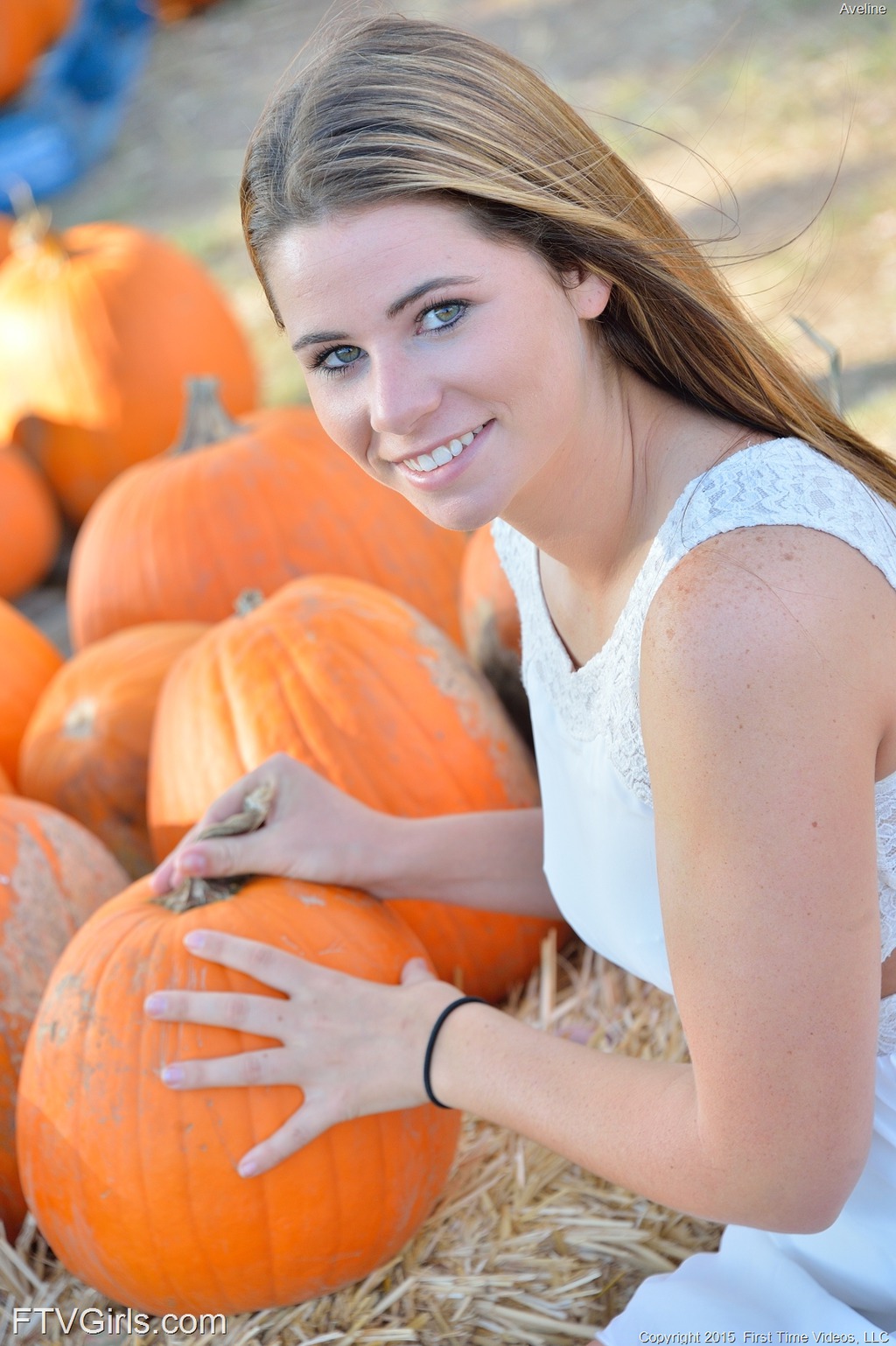 Aveline Just The Halloween Teen