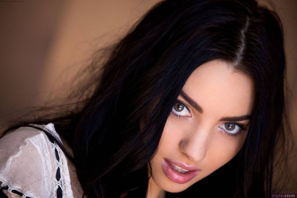 Beauty Araya Acosta Cover Photo