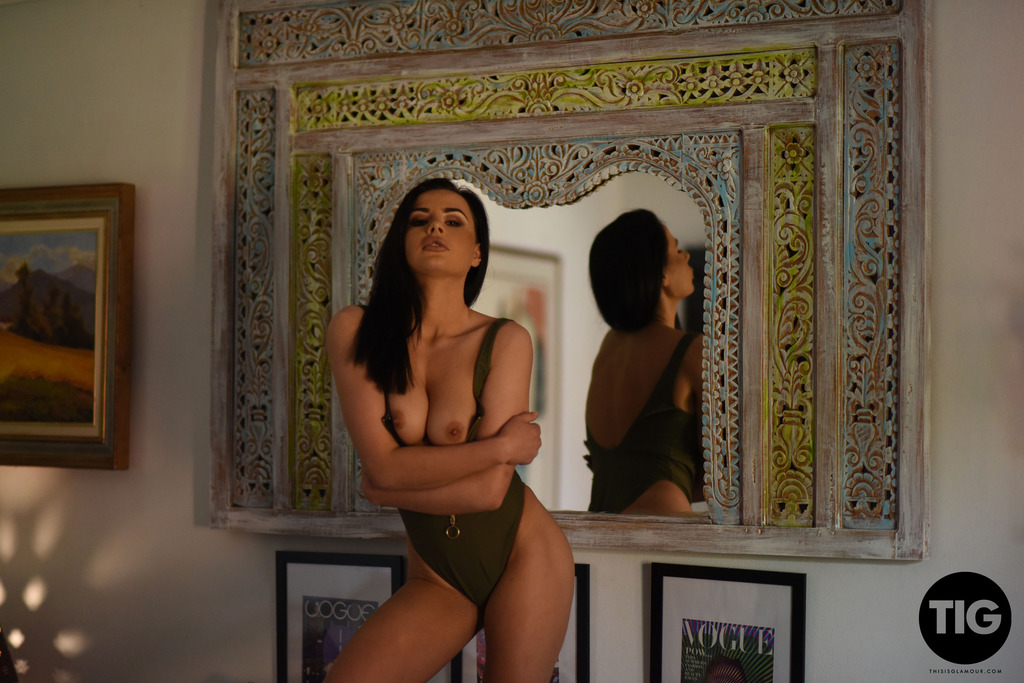 Beautiful Jemima Page Unzip Her Green Bodysuit