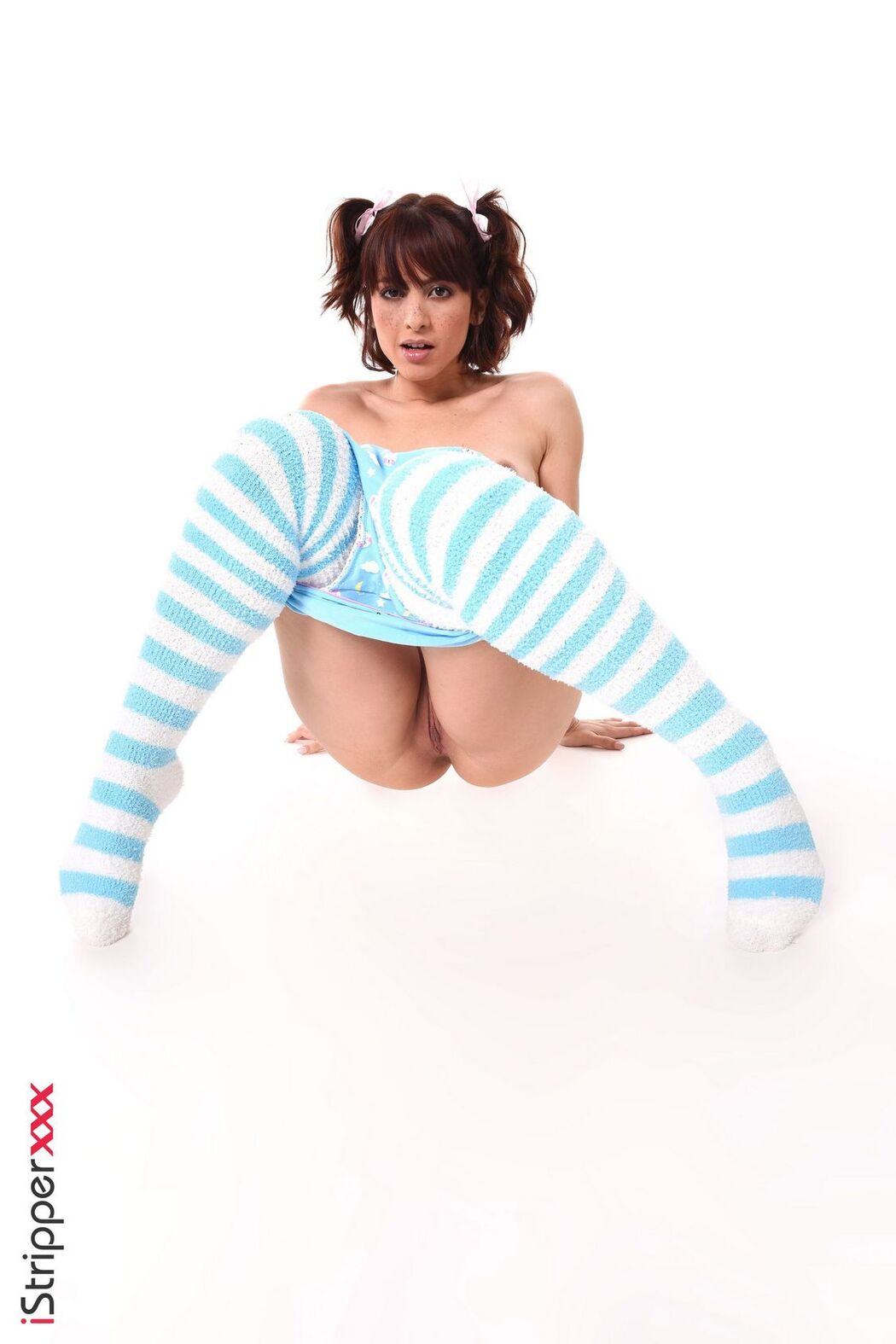 Blu Chanelle In Stockings Plays With A Dildo