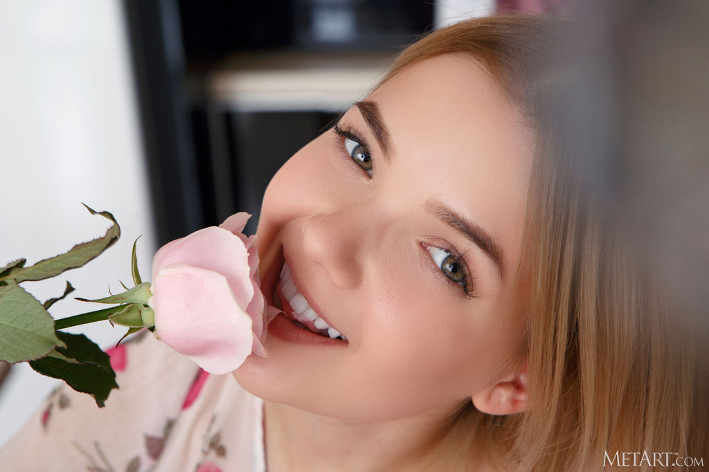 Chanel Fenn Adorable Blonde Slips Off Her Top