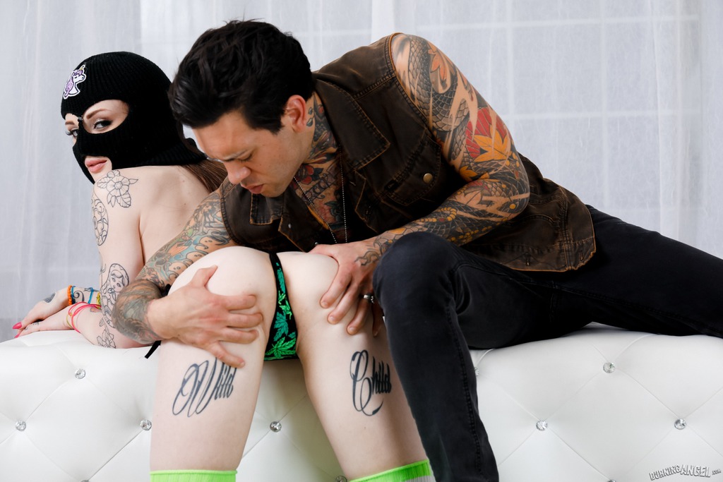 Chloe Carter Showing Perky Tits And Fucking Hard