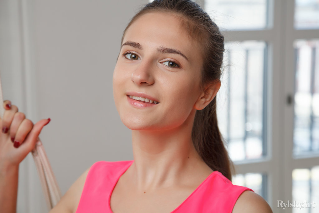 Cute Brunette Teen Yanetta With Hairy Pussy