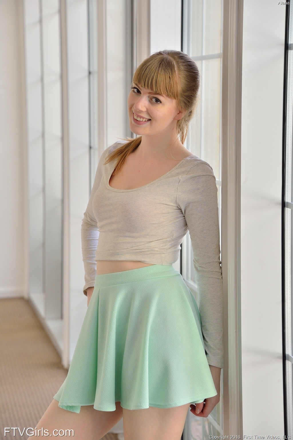 Cute Babe Alana Fingering Her Pussy Cover Photo