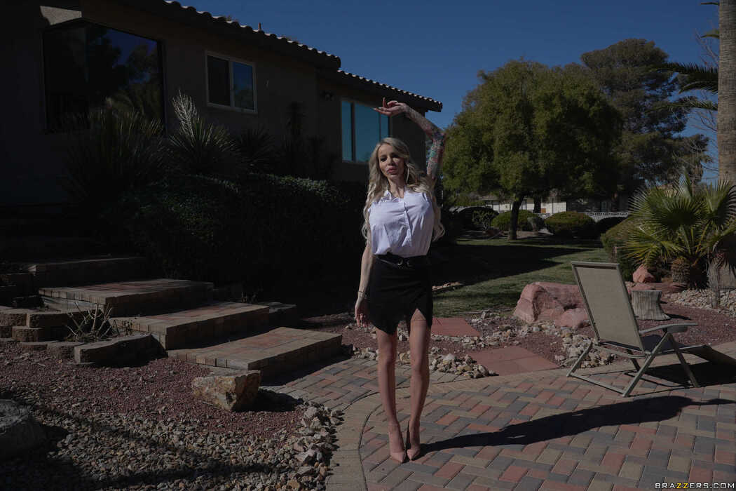 Danielle Derek Happy To Suck New Cock